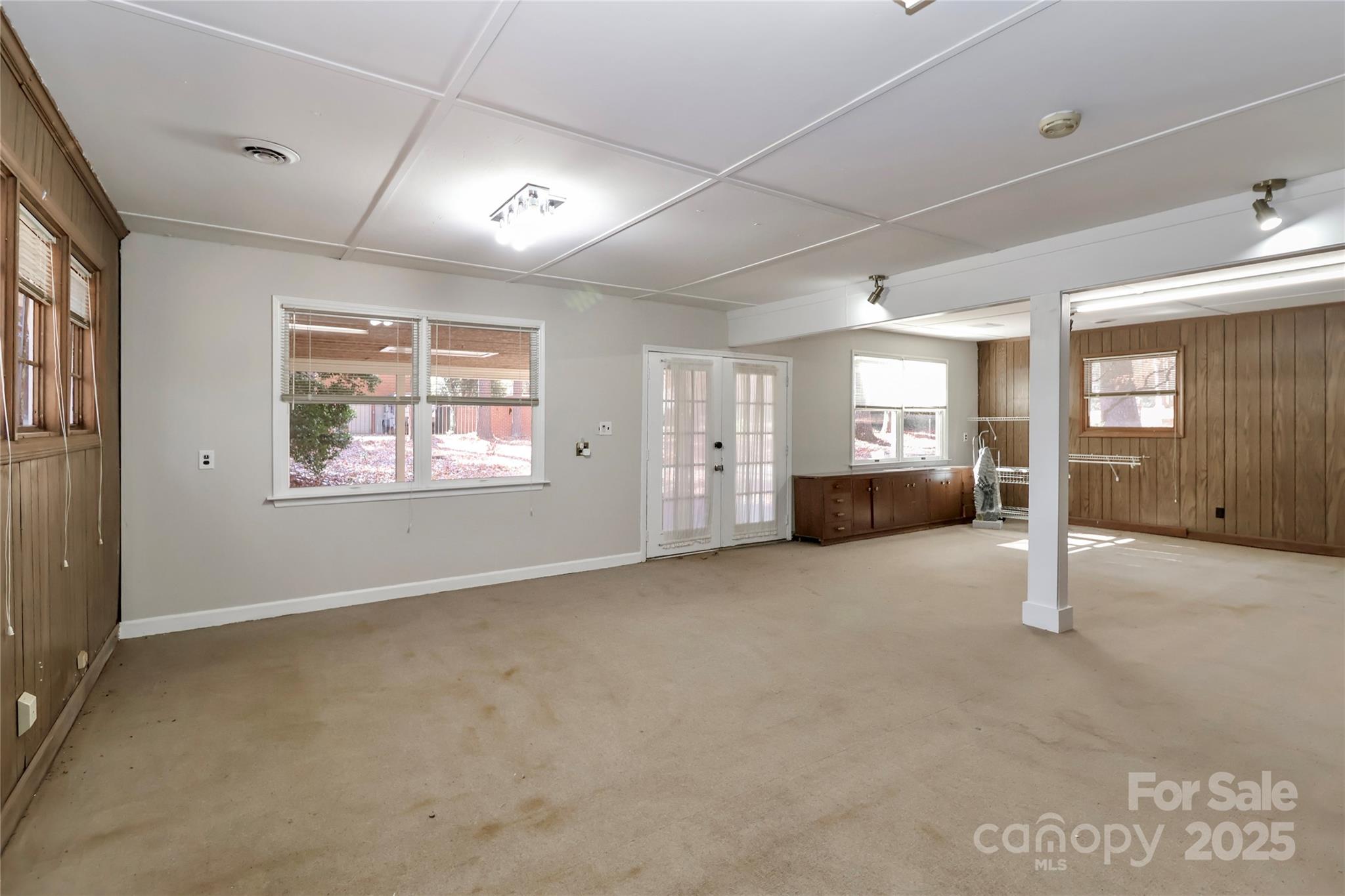 Shannon Acres - Residential