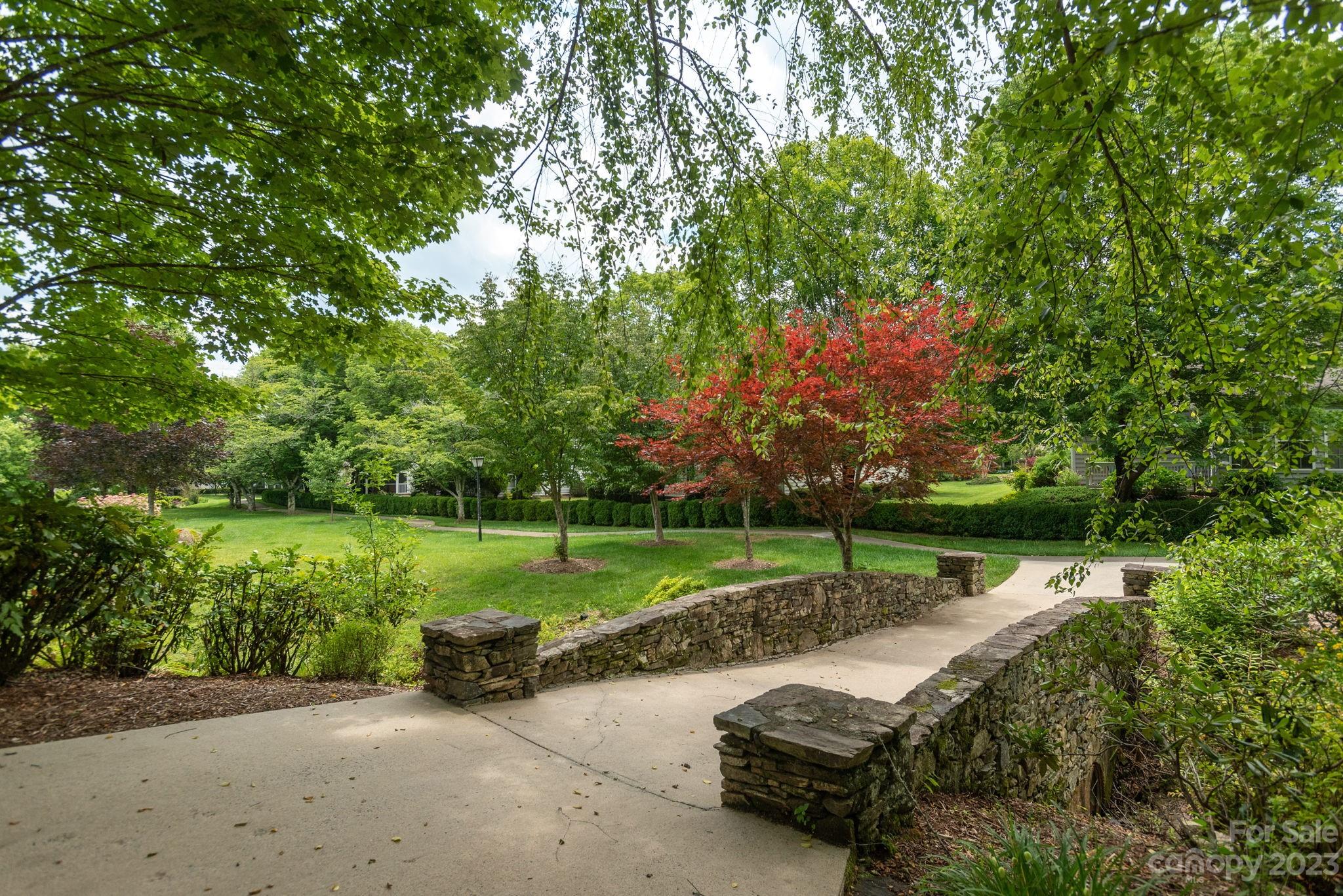 Deerlake Village - Residential