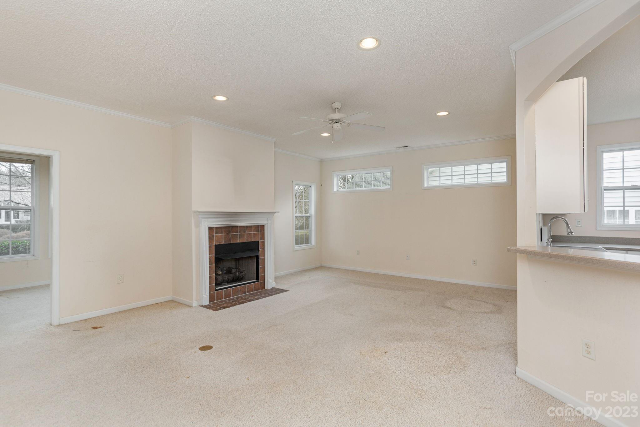 Deerlake Village - Residential