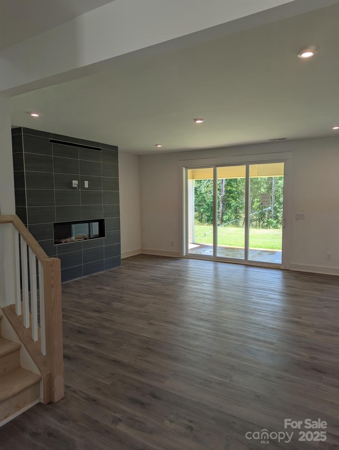 5216 Mint Harbor Way