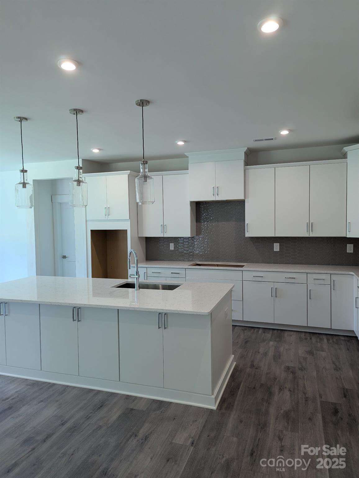 5216 Mint Harbor Way