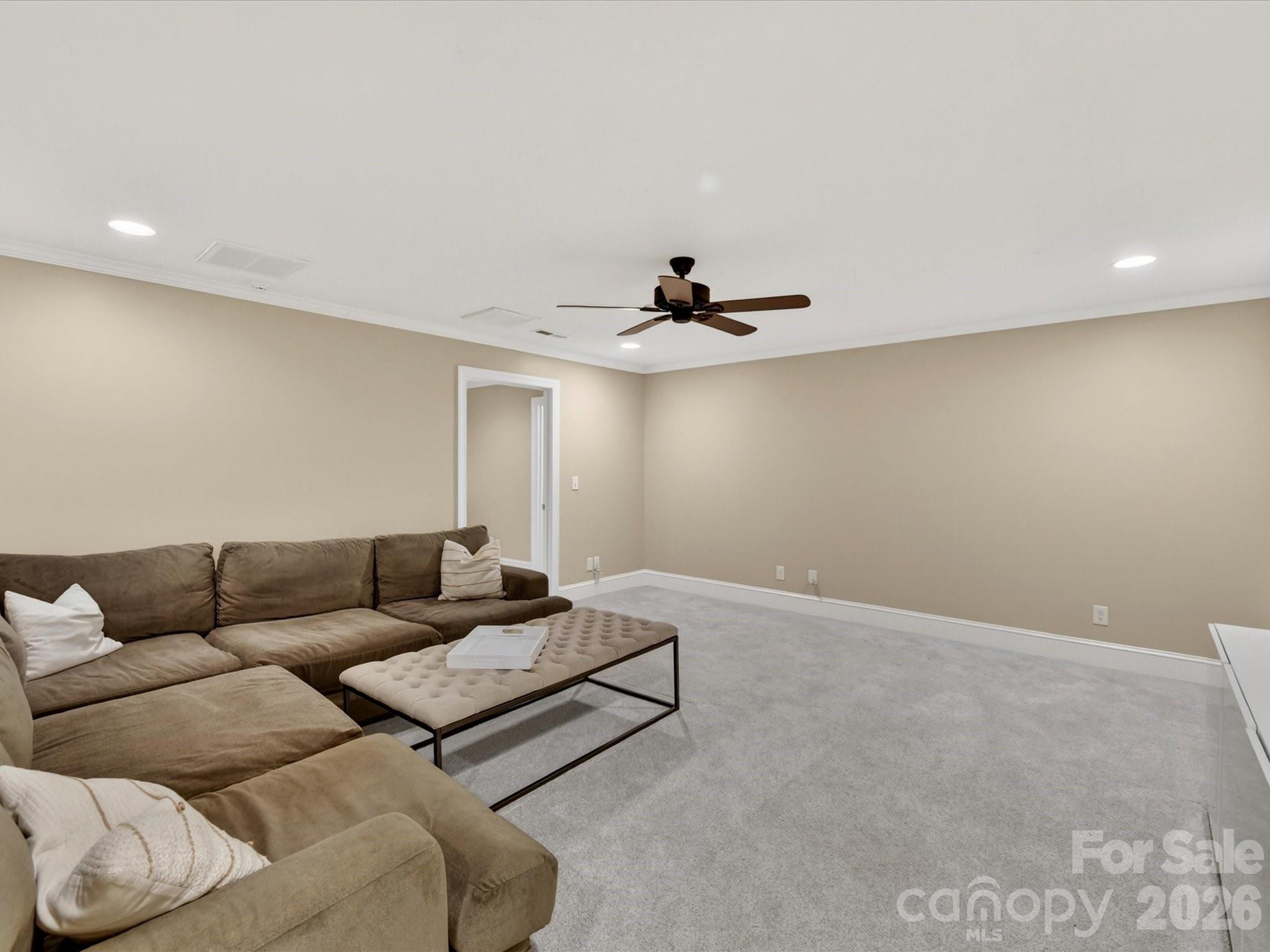 Hamilton Crest - Residential