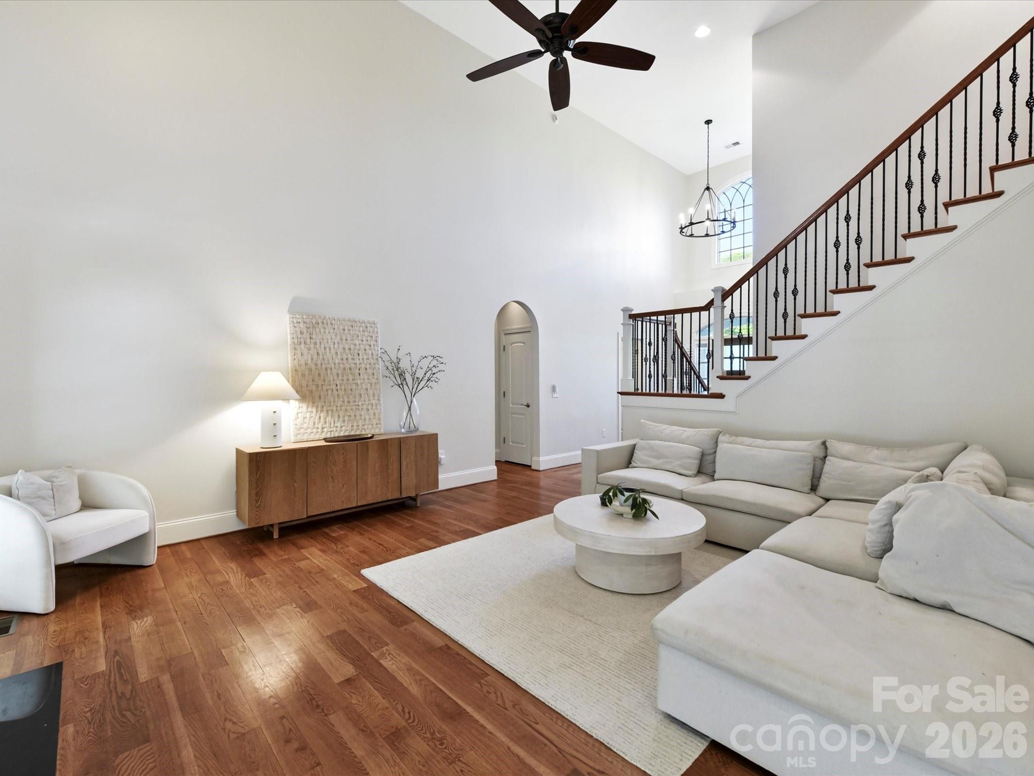 Hamilton Crest - Residential