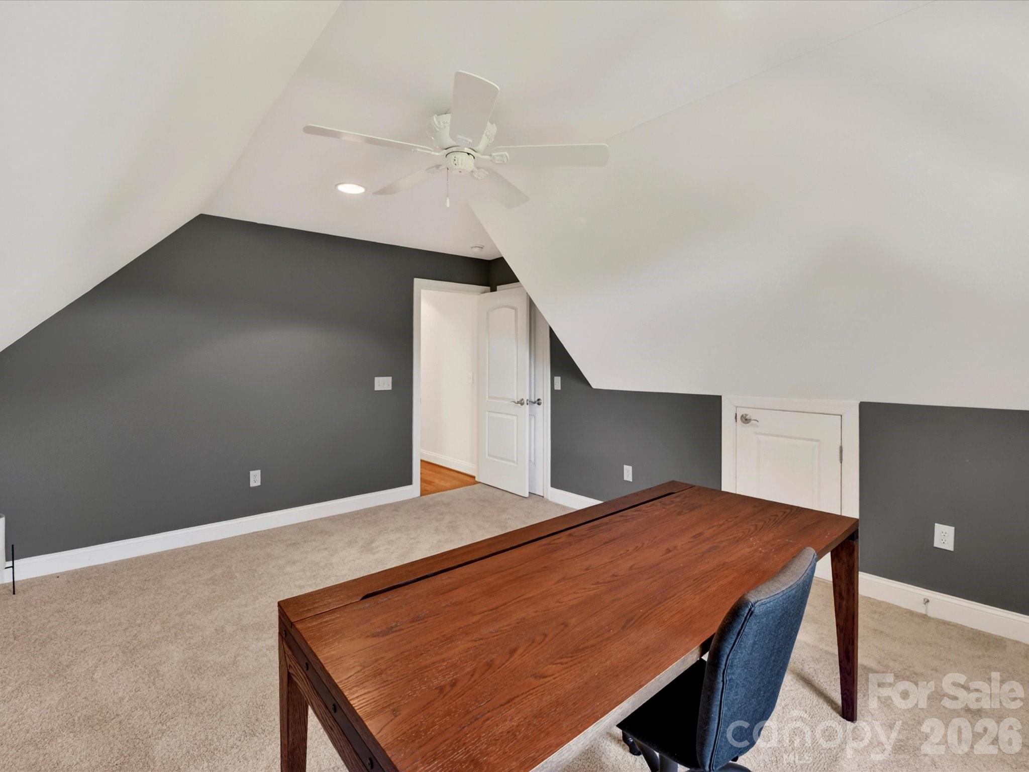 Hamilton Crest - Residential