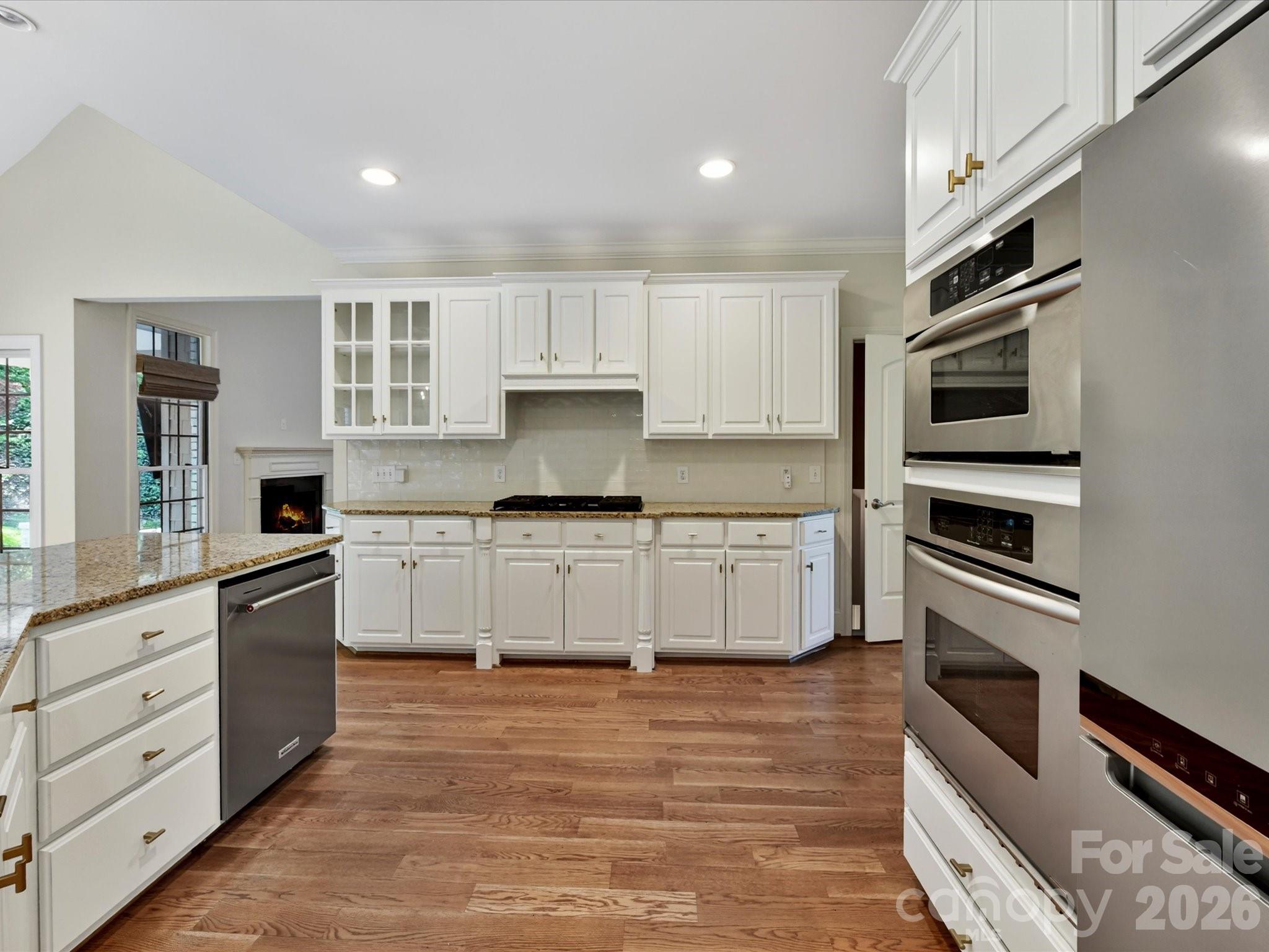 Hamilton Crest - Residential