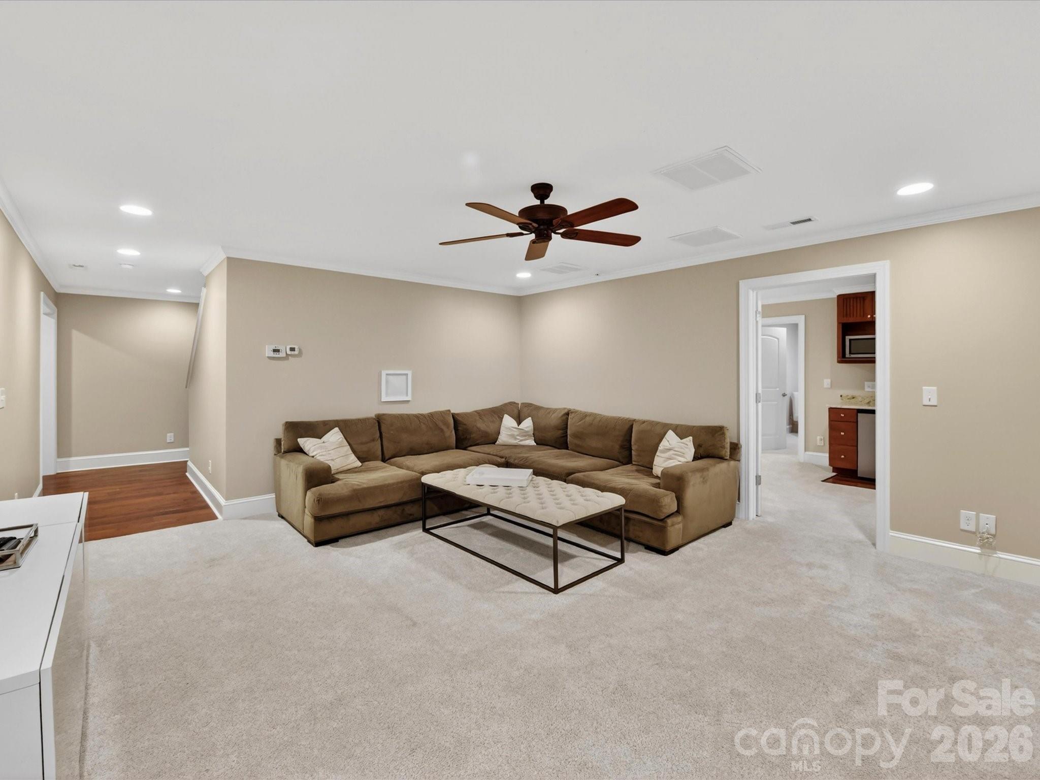 Hamilton Crest - Residential