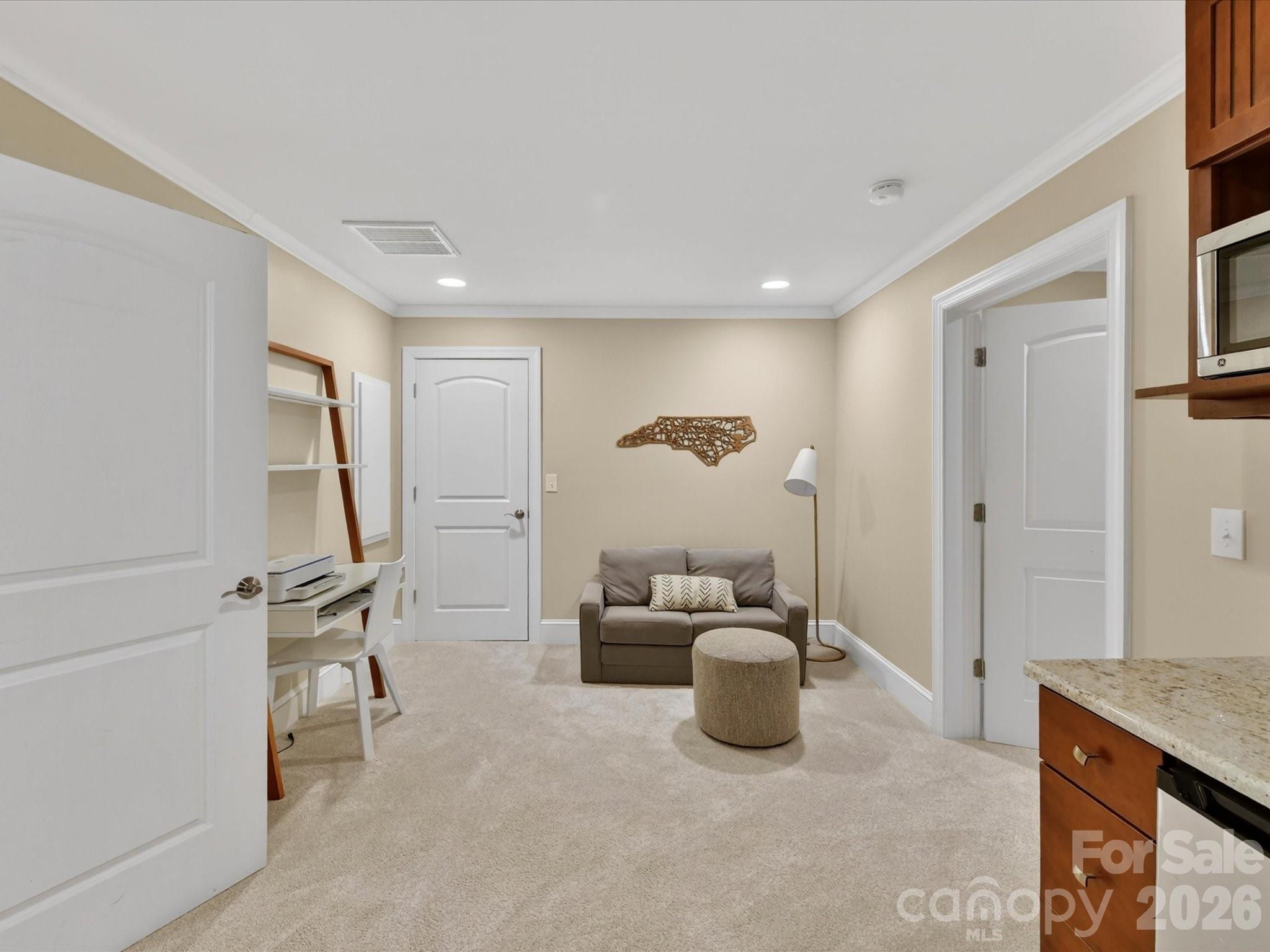 Hamilton Crest - Residential