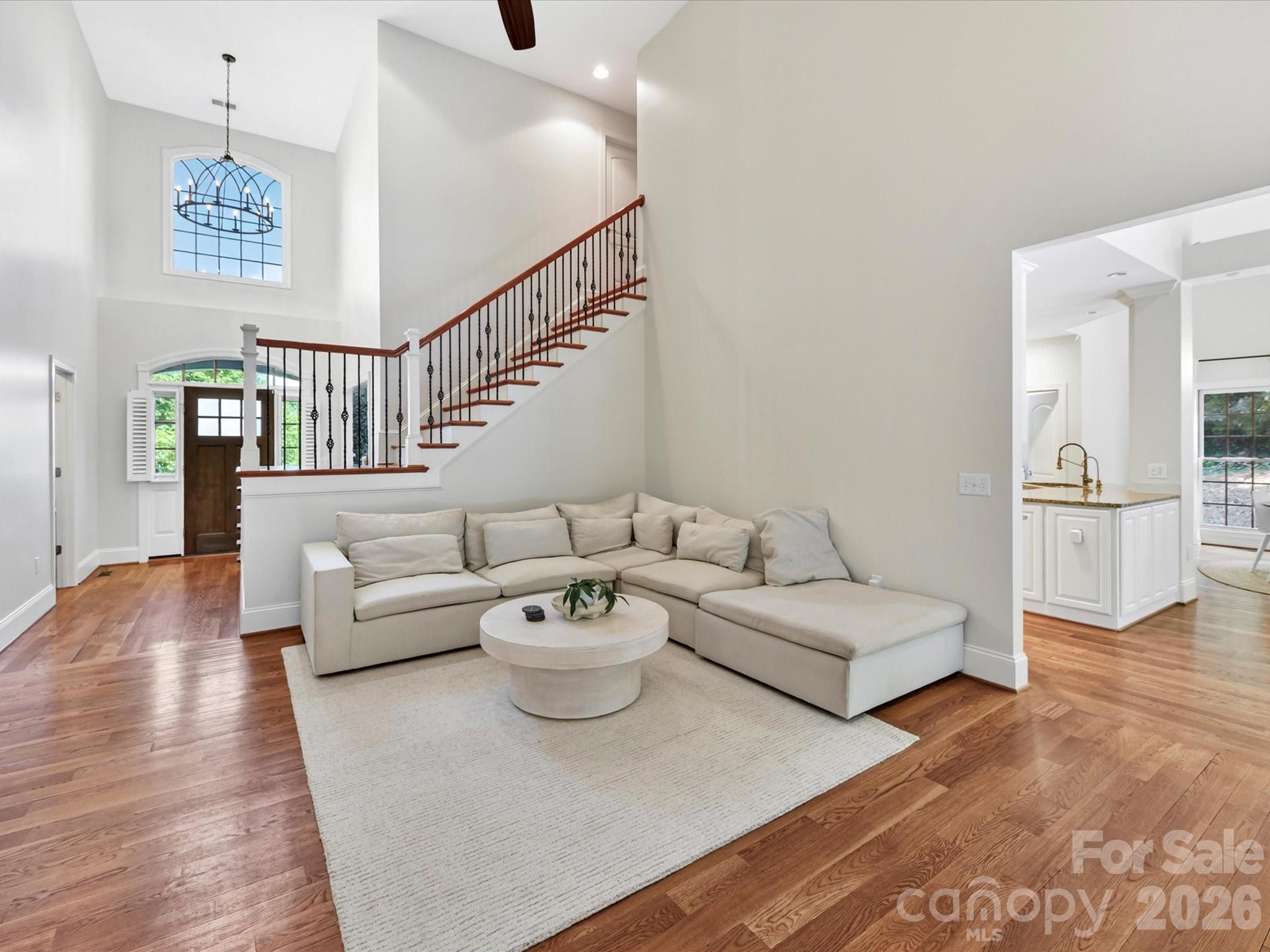 Hamilton Crest - Residential