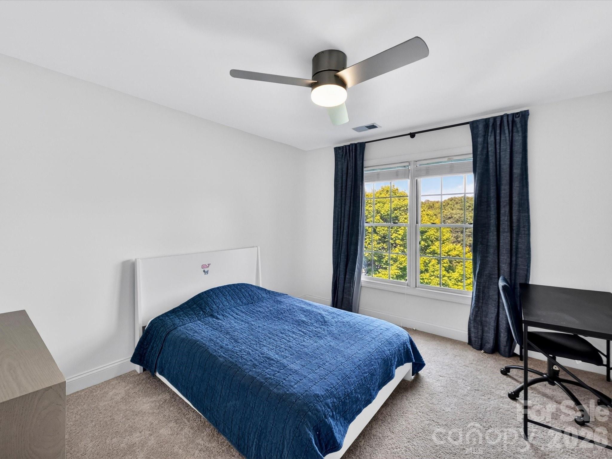 Hamilton Crest - Residential