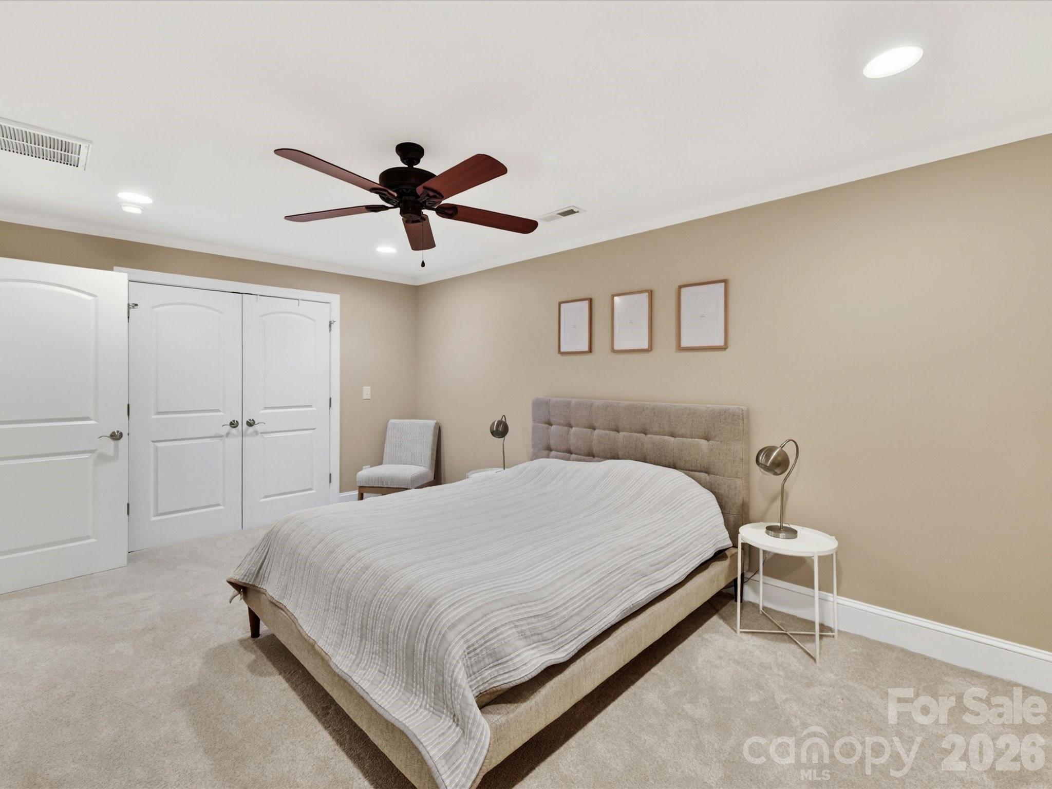 Hamilton Crest - Residential