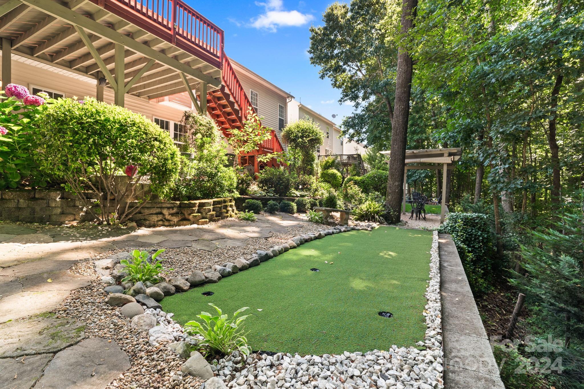 Sutton Place - Residential