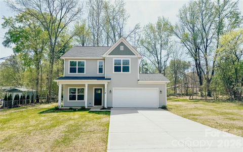 Photo of 304 Woodside Drive, Harrisburg, NC 28075 (MLS # 4350580)