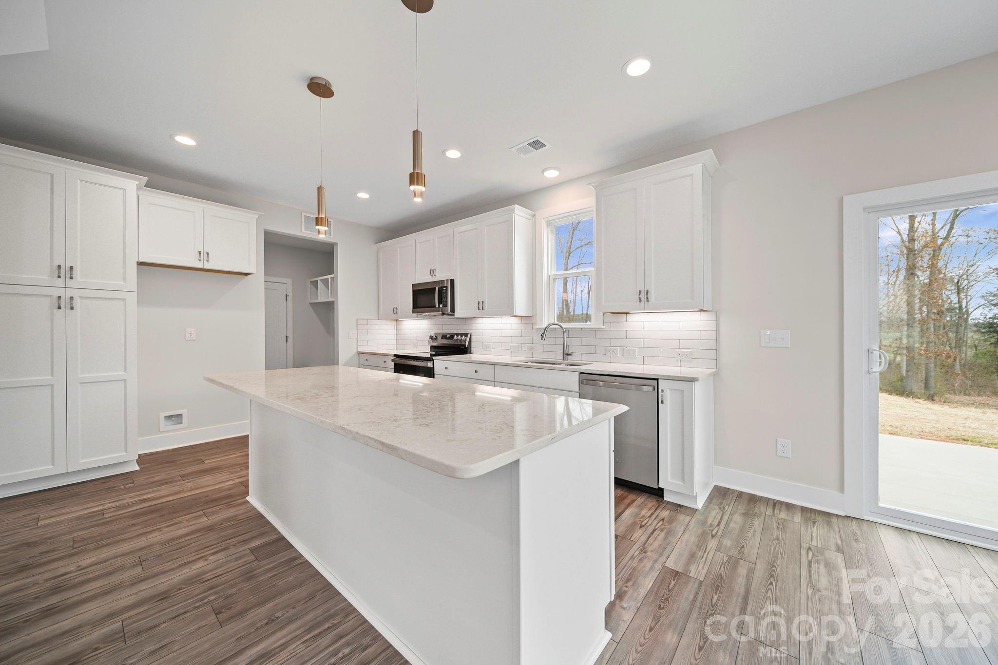 1020 Forest Drive