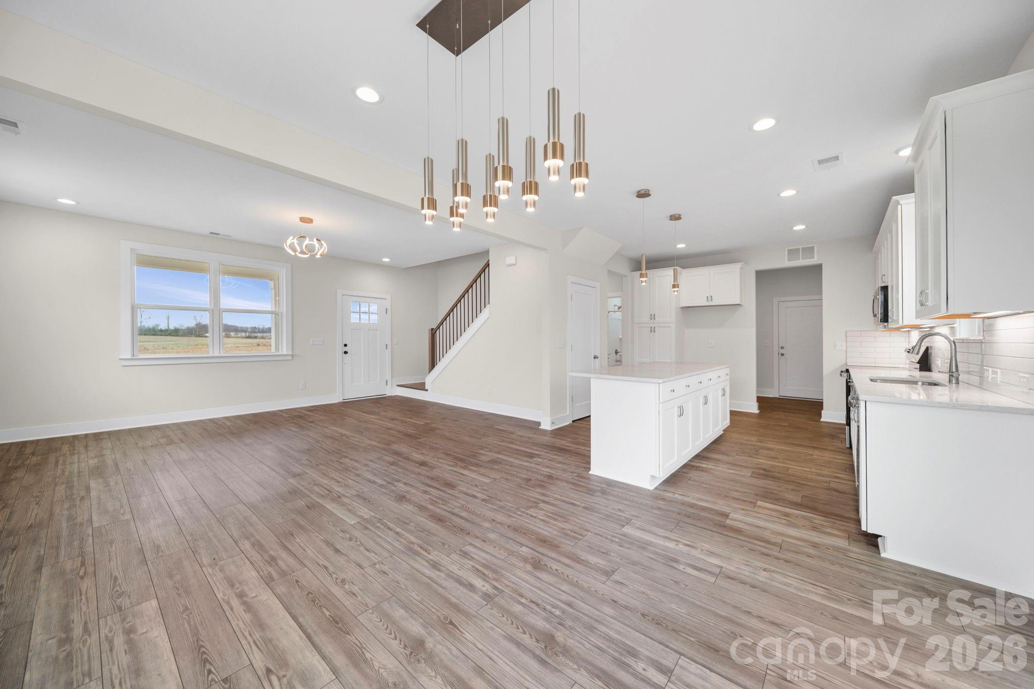 1020 Forest Drive