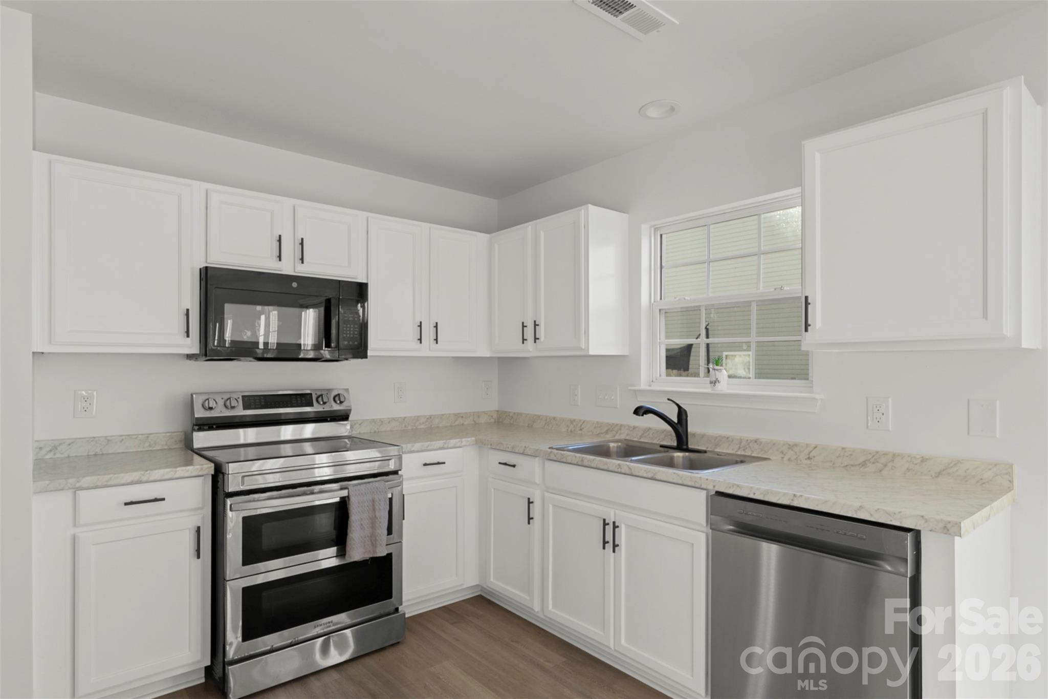 2440 Reid Oaks Drive