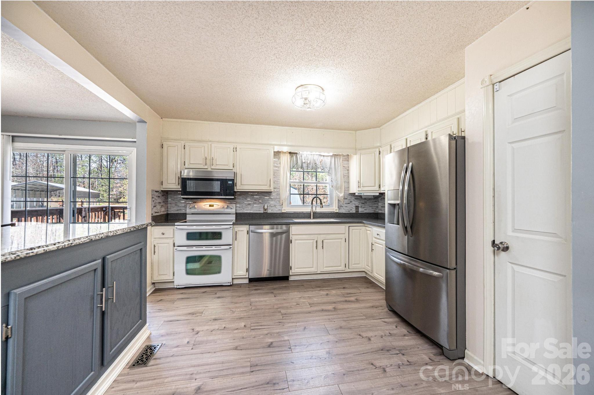 Colliers West - Residential