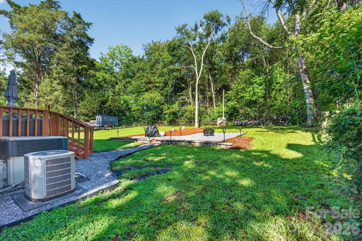 2025 Hilltop Road