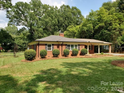 Photo of 4419 Castleton Road, Charlotte, NC 28211 (MLS # 4438072)