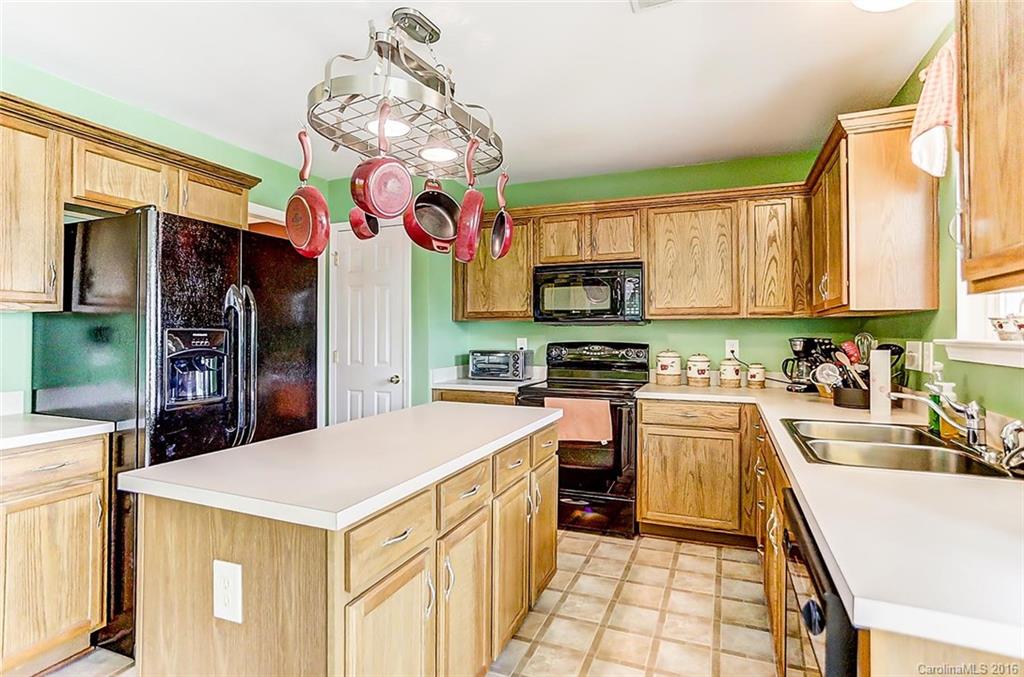 Mallard Pointe - Residential