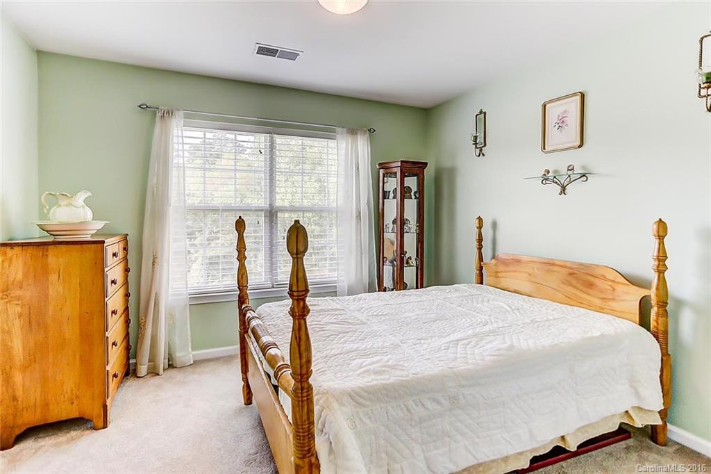 Mallard Pointe - Residential