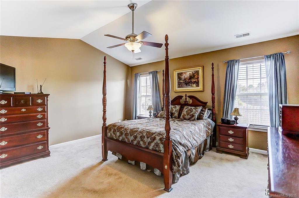 Mallard Pointe - Residential