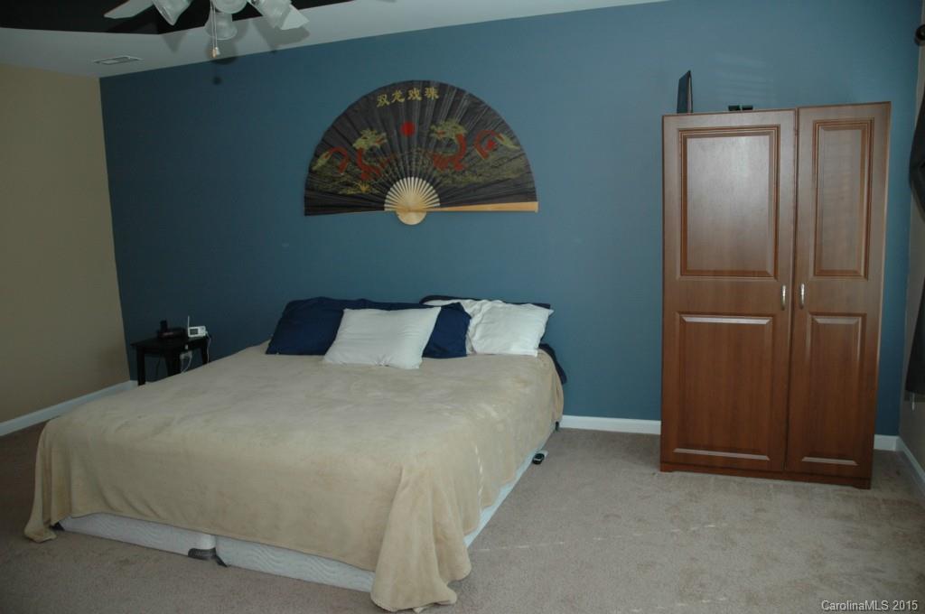 Ridge Pointe - Residential