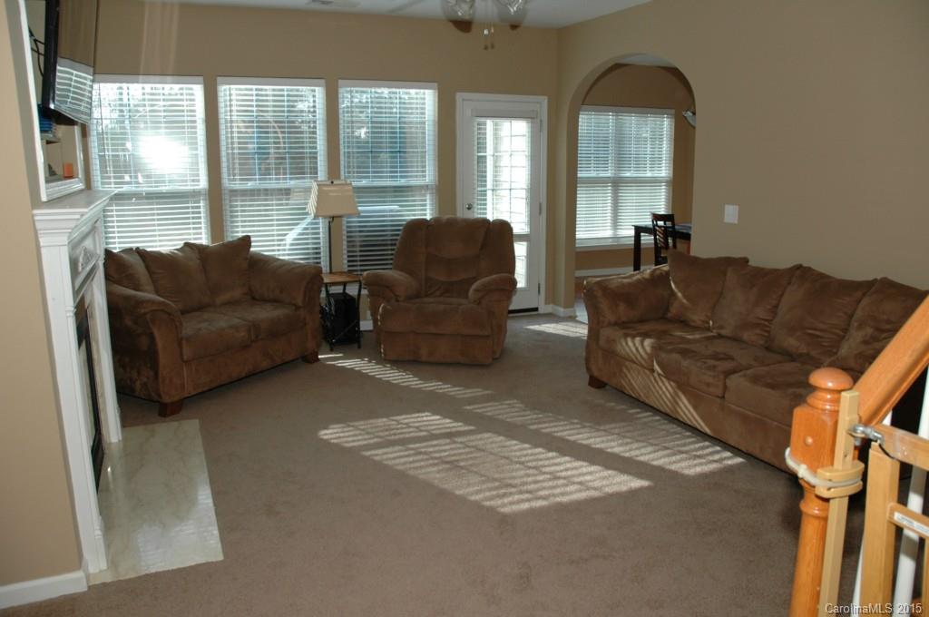 Ridge Pointe - Residential