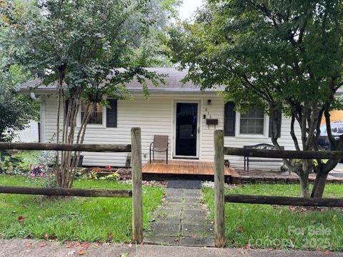 Photo of 819 Church Street, Kings Mountain, NC 28086 (MLS # 4307146)