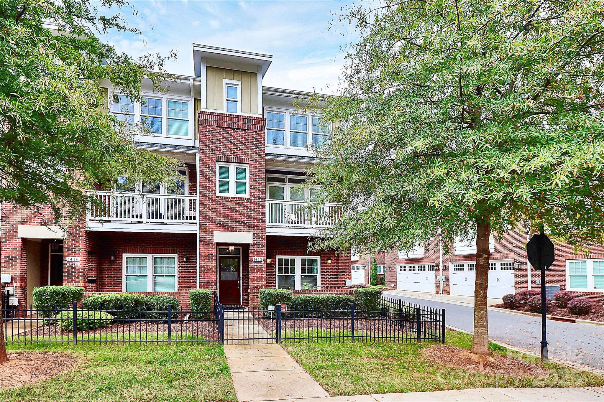 1412 W 4th Street