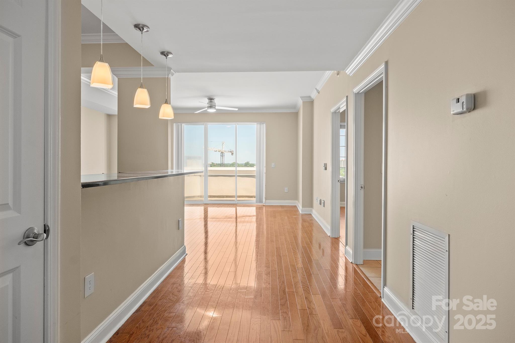 Fifth And Poplar - Residential