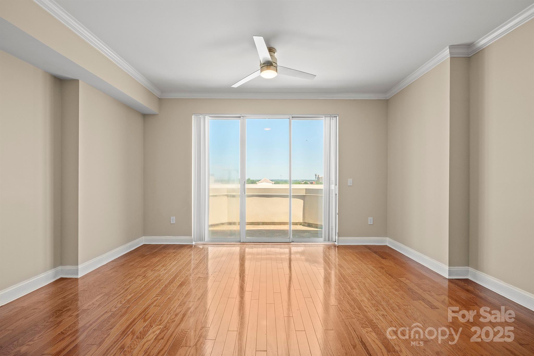 Fifth And Poplar - Residential