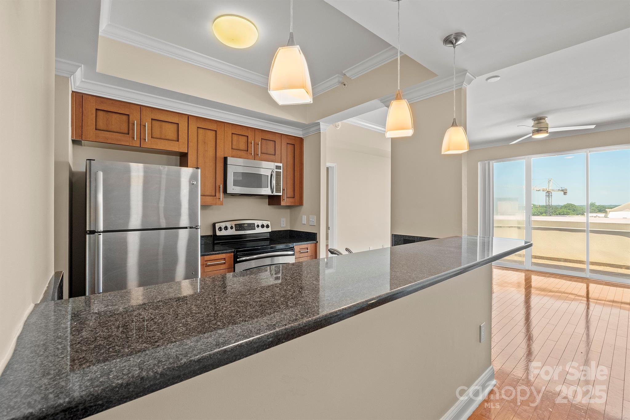 Fifth And Poplar - Residential