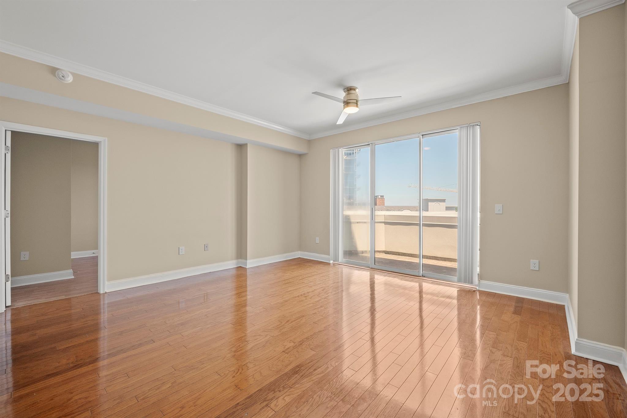 Fifth And Poplar - Residential