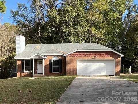 Photo of 5830 Stone Bluff Court, Charlotte, NC 28214 (MLS # 4435081)