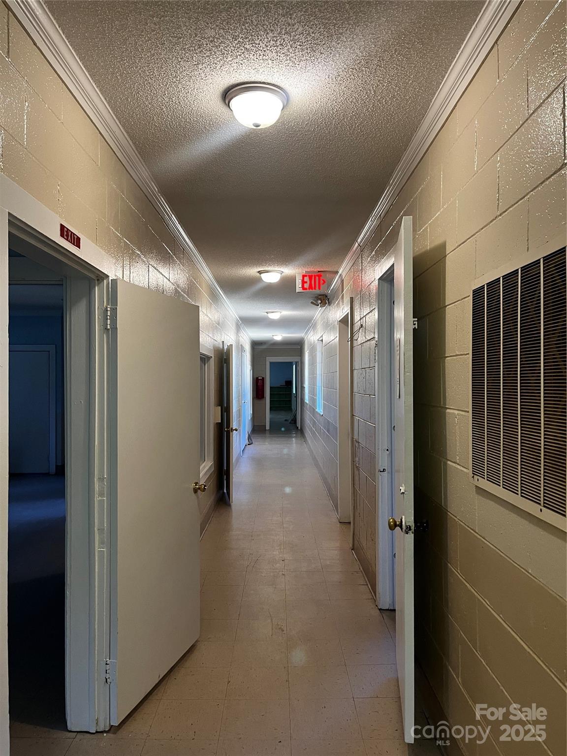 925 NE 5th Street NE 15