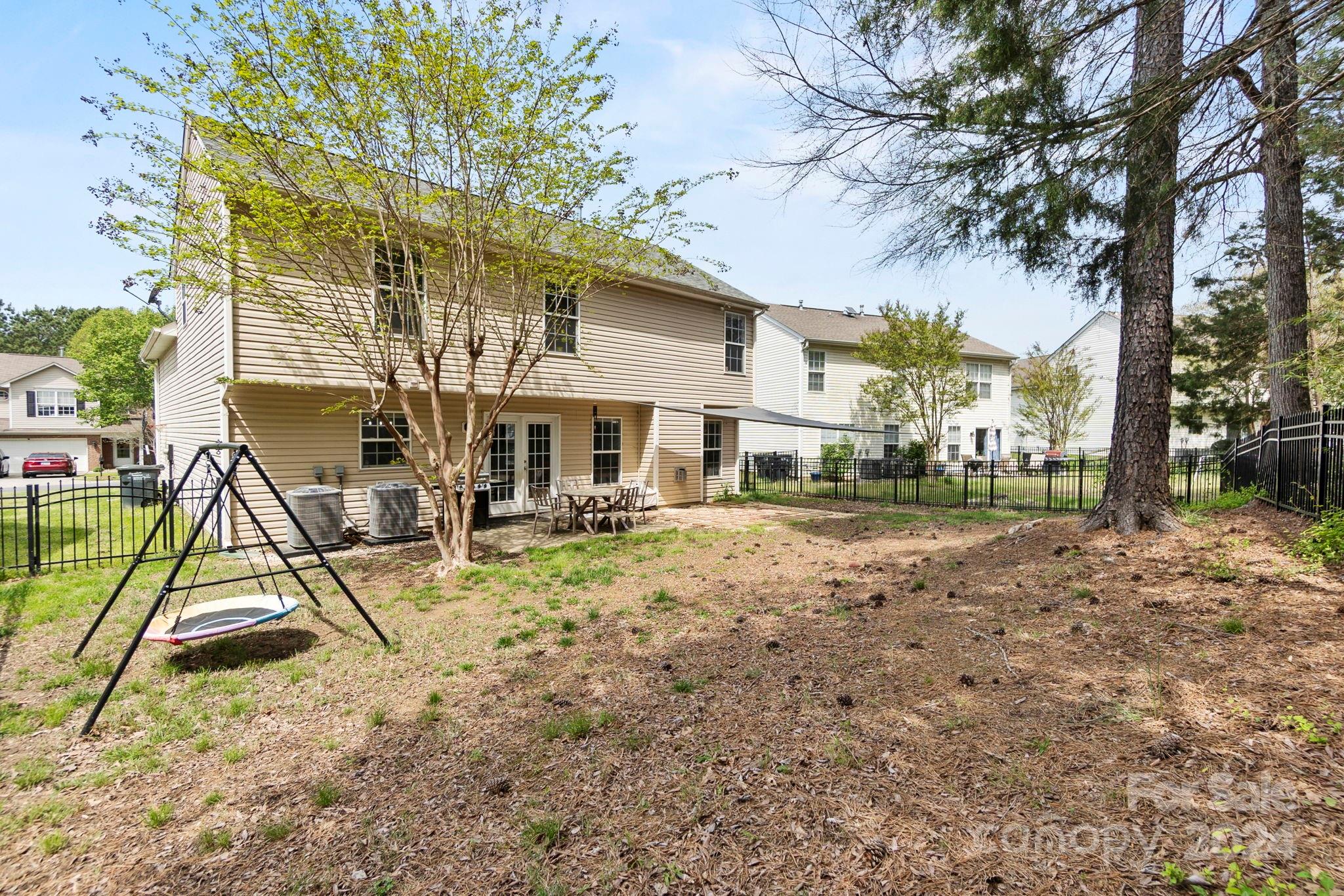 Amber Woods - Residential