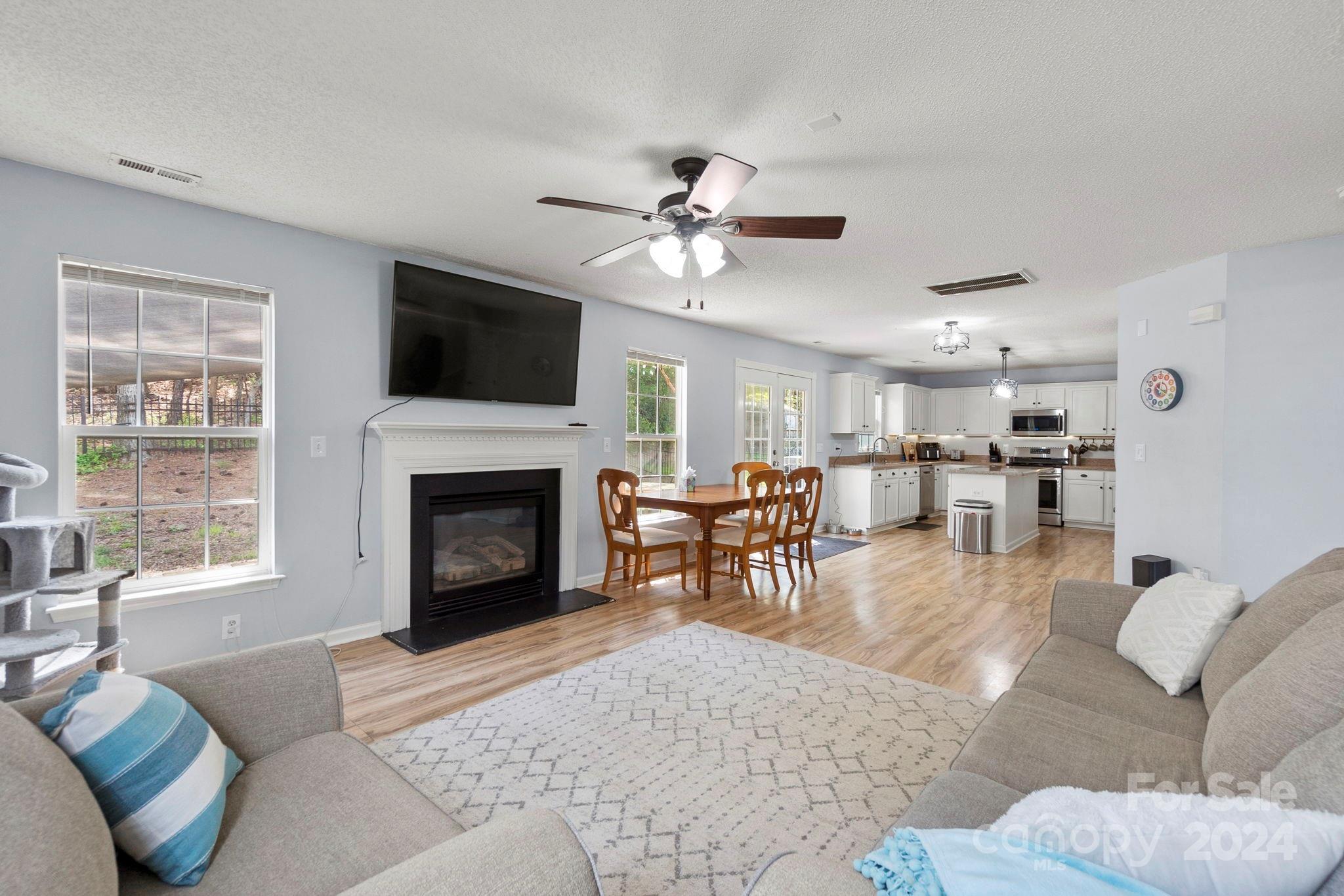 Amber Woods - Residential