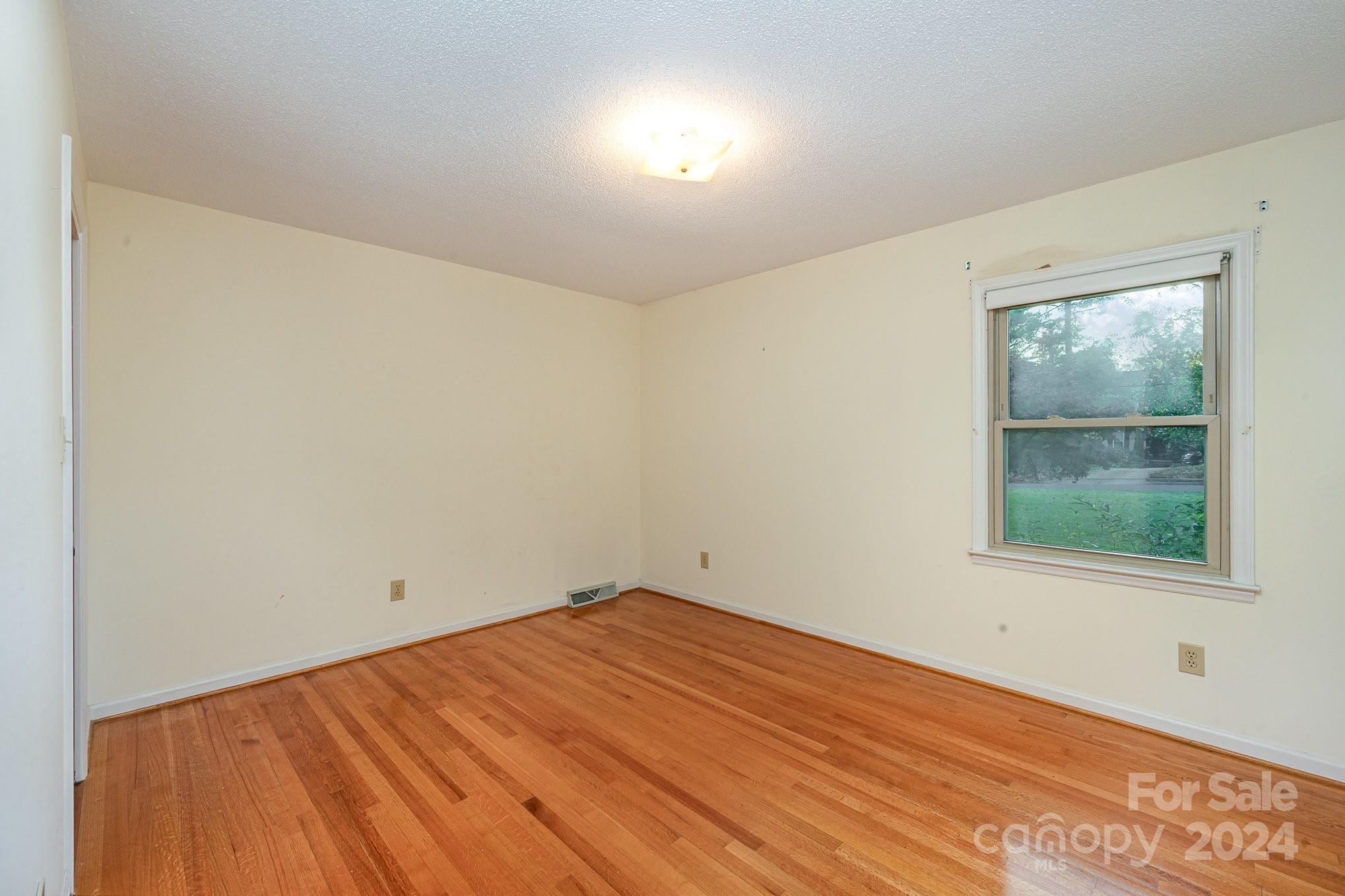 Ragin Estates - Residential