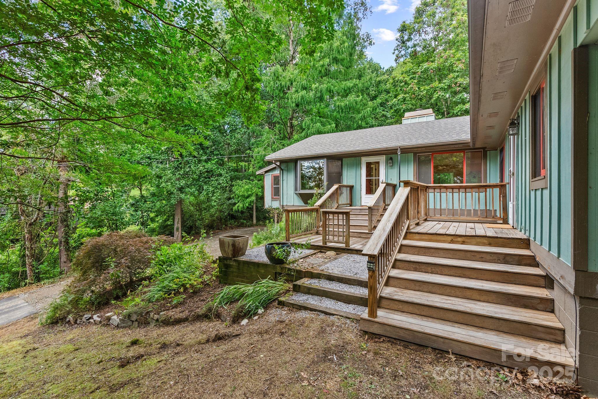 15 Mayfield Road