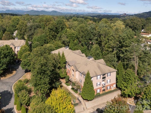 Photo of 437 Appeldoorn Circle, Asheville, NC 28803 (MLS # 4429786)
