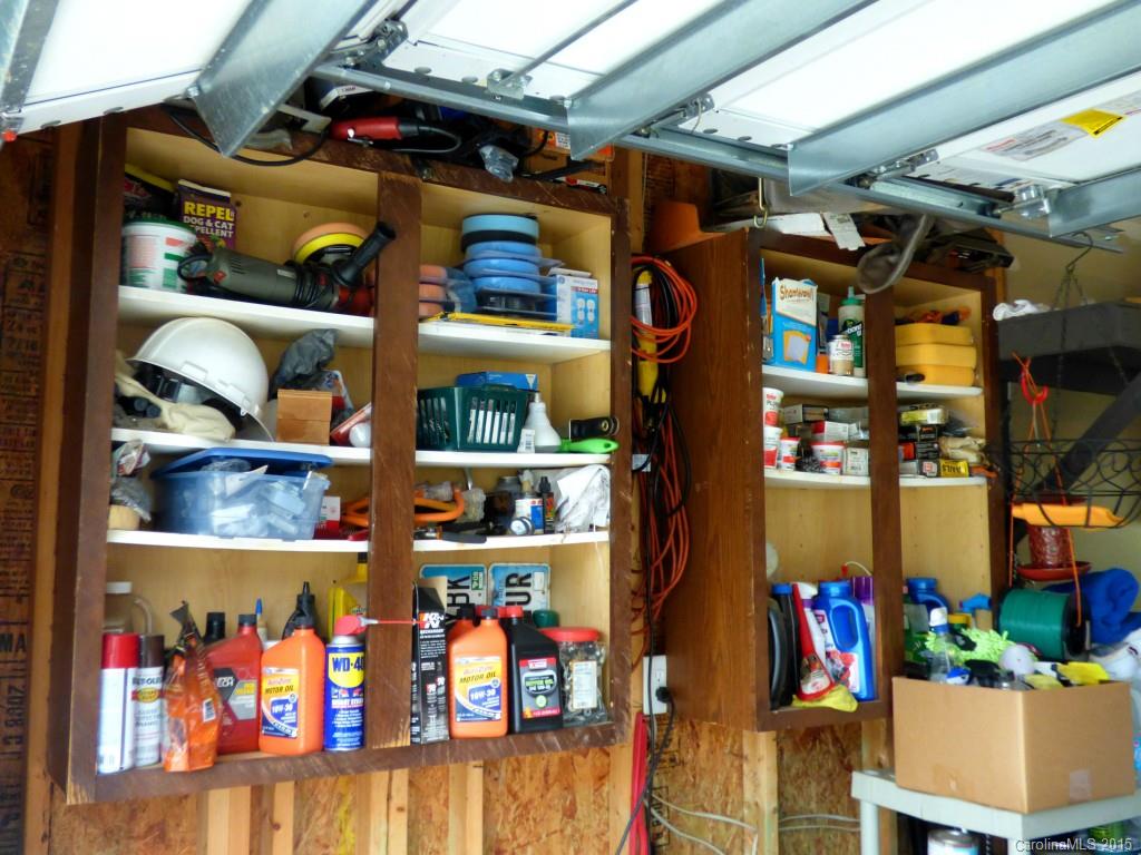 Hamilton Lakes - Residential