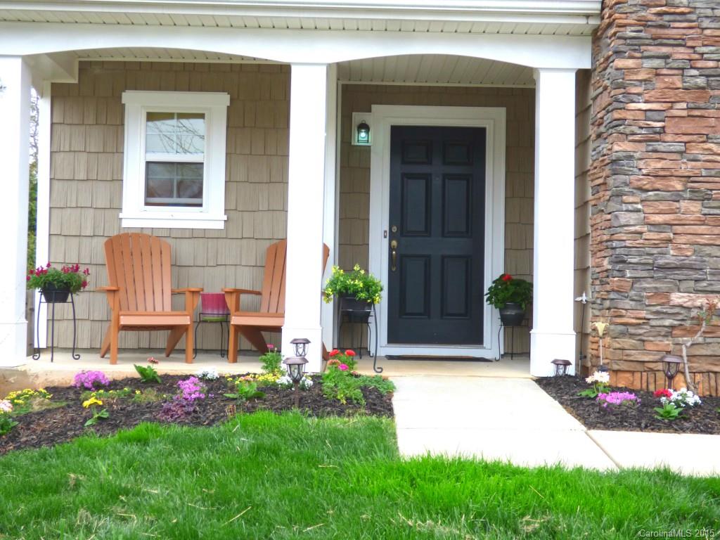 Hamilton Lakes - Residential