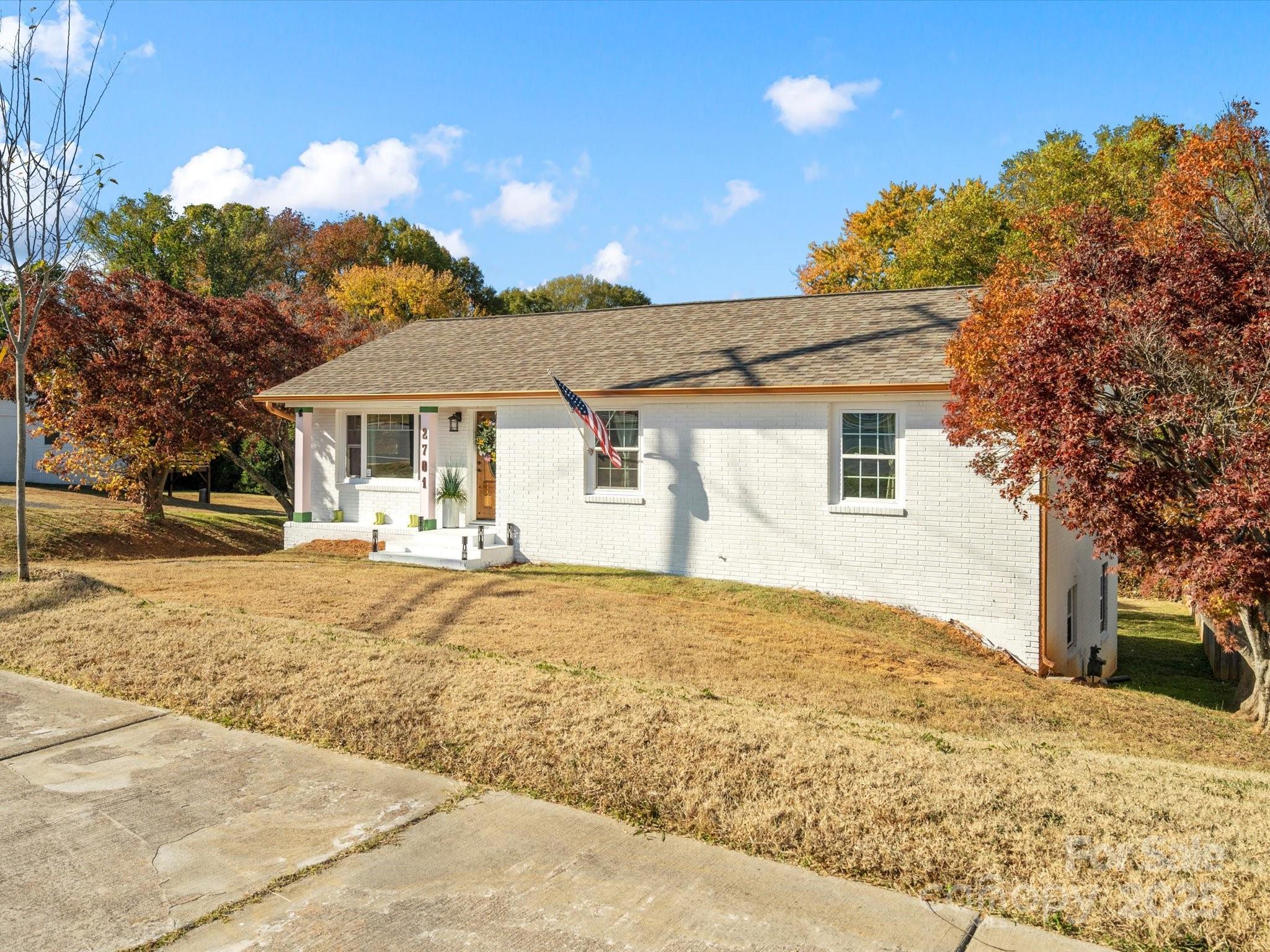 2701 N Sharon Amity Road