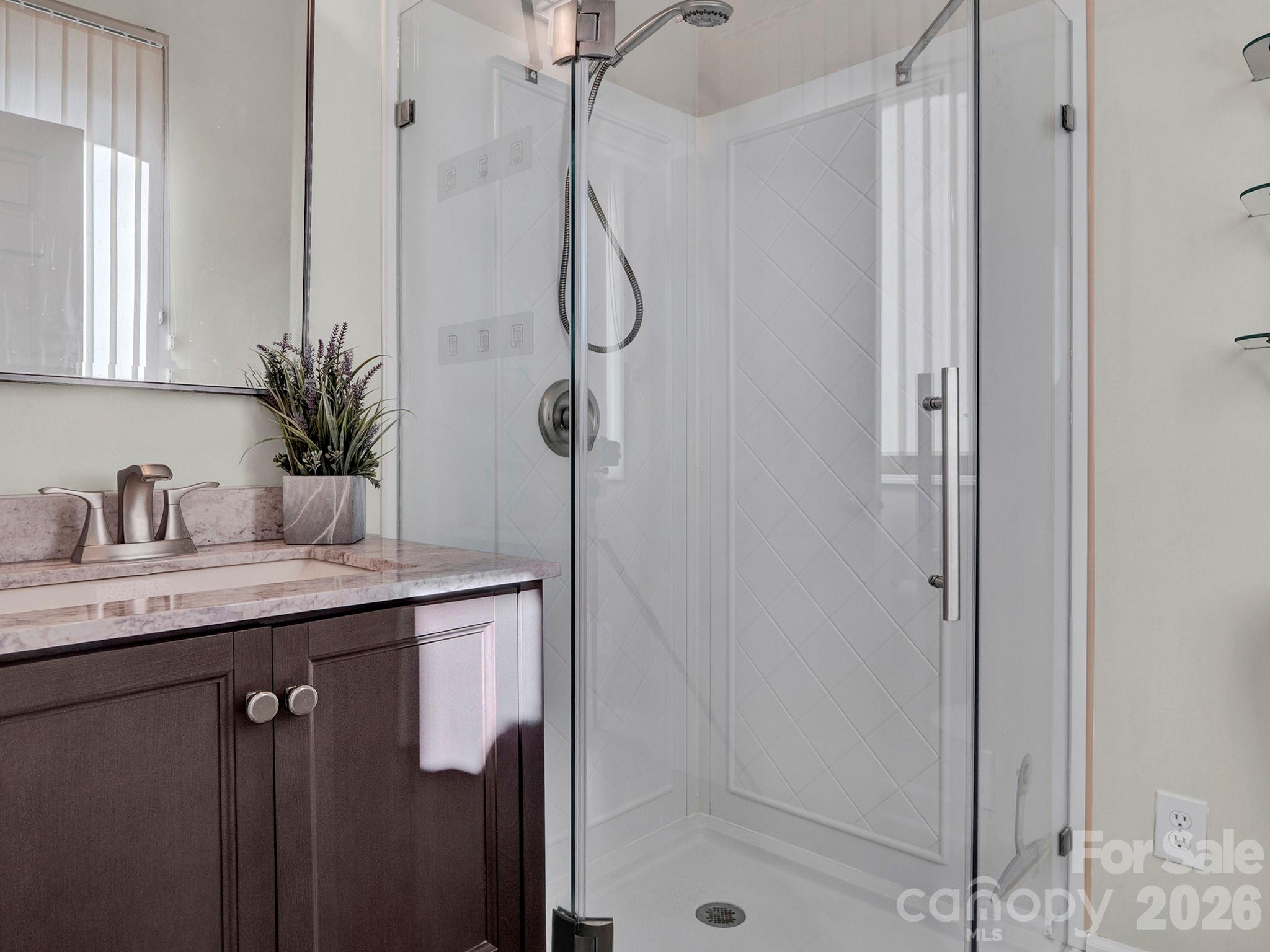 The Yachtsman - Residential