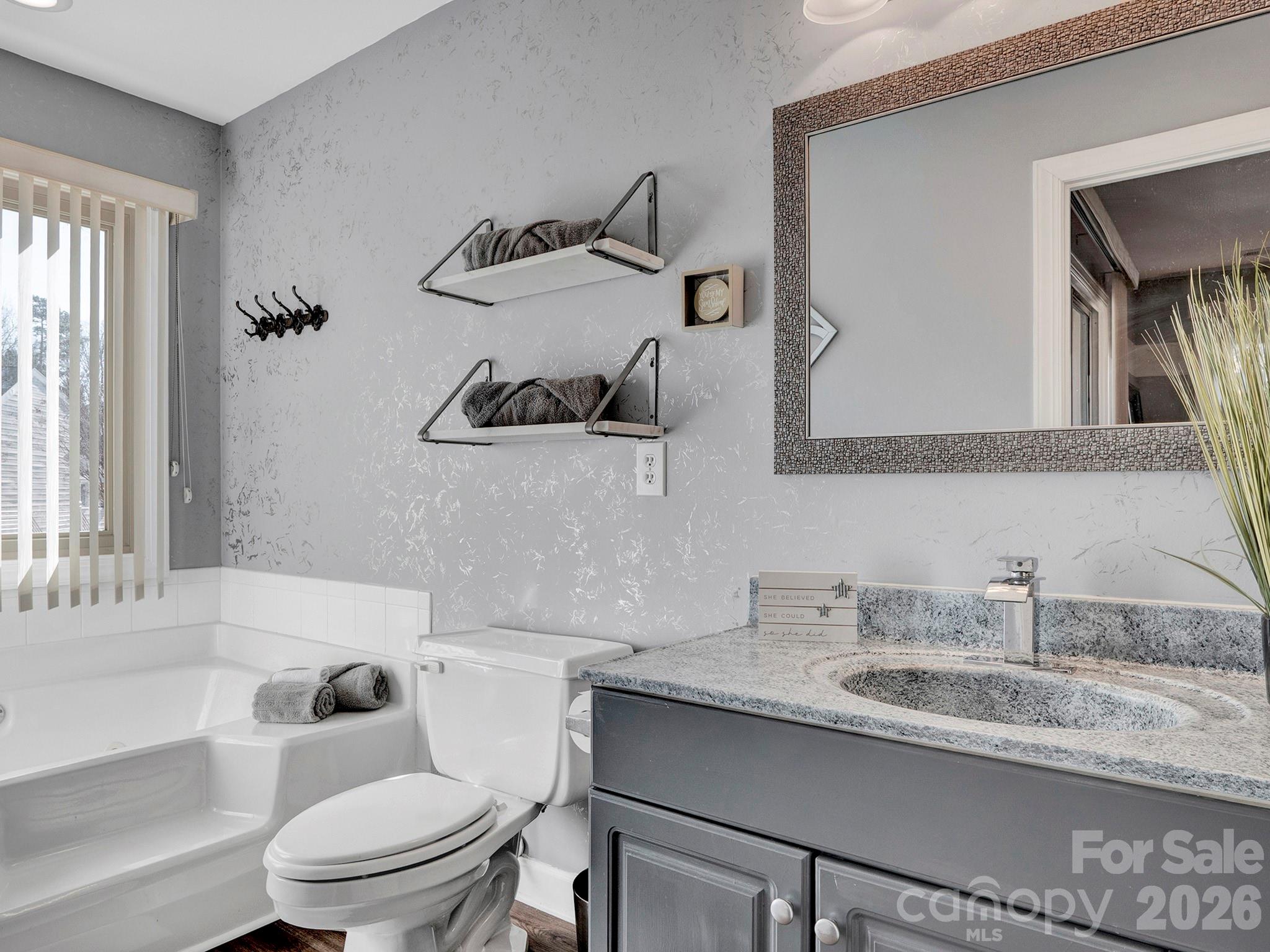 The Yachtsman - Residential