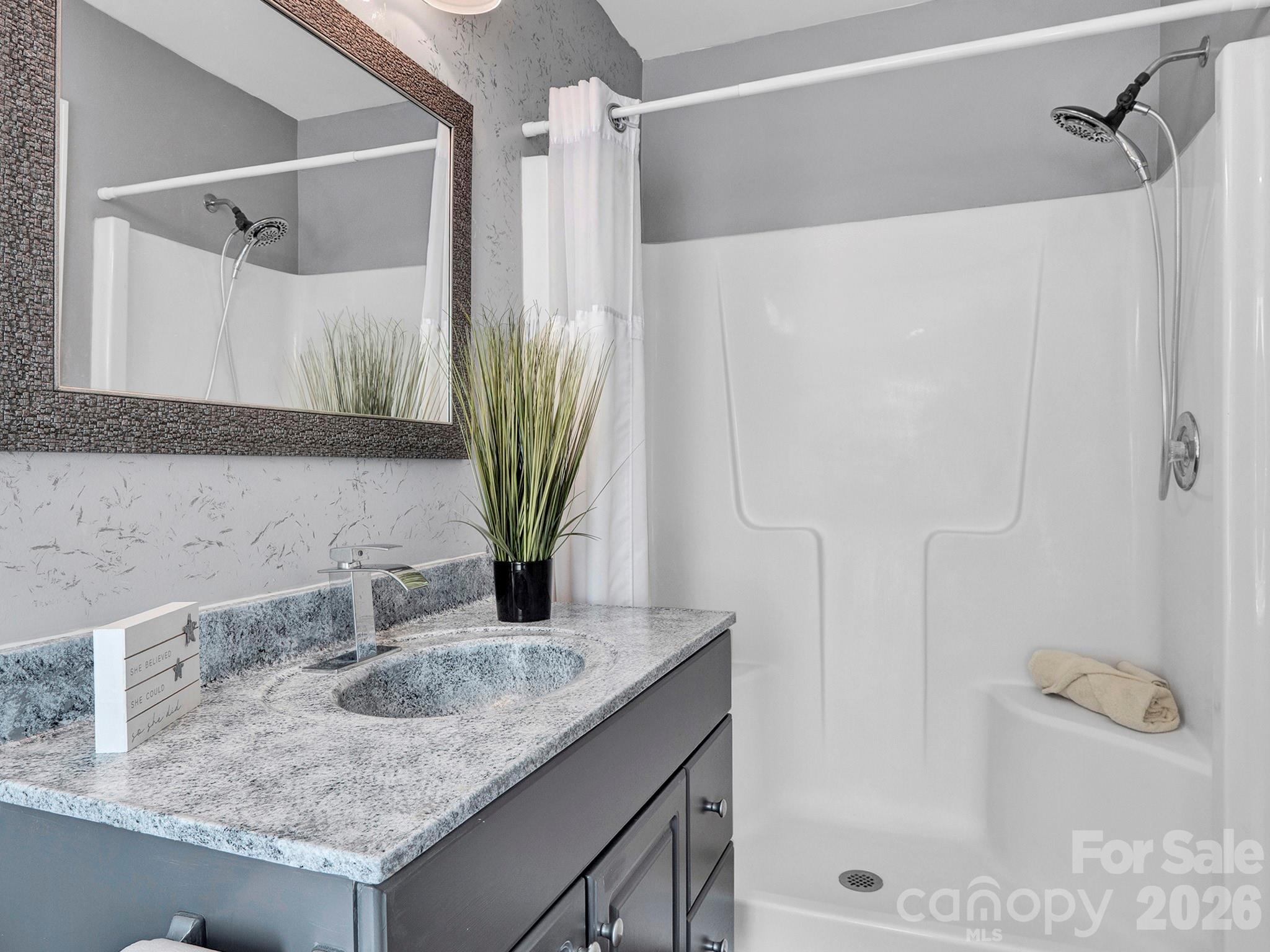 The Yachtsman - Residential