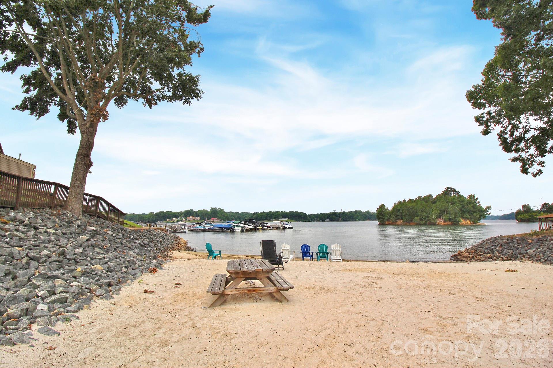 The Yachtsman - Residential