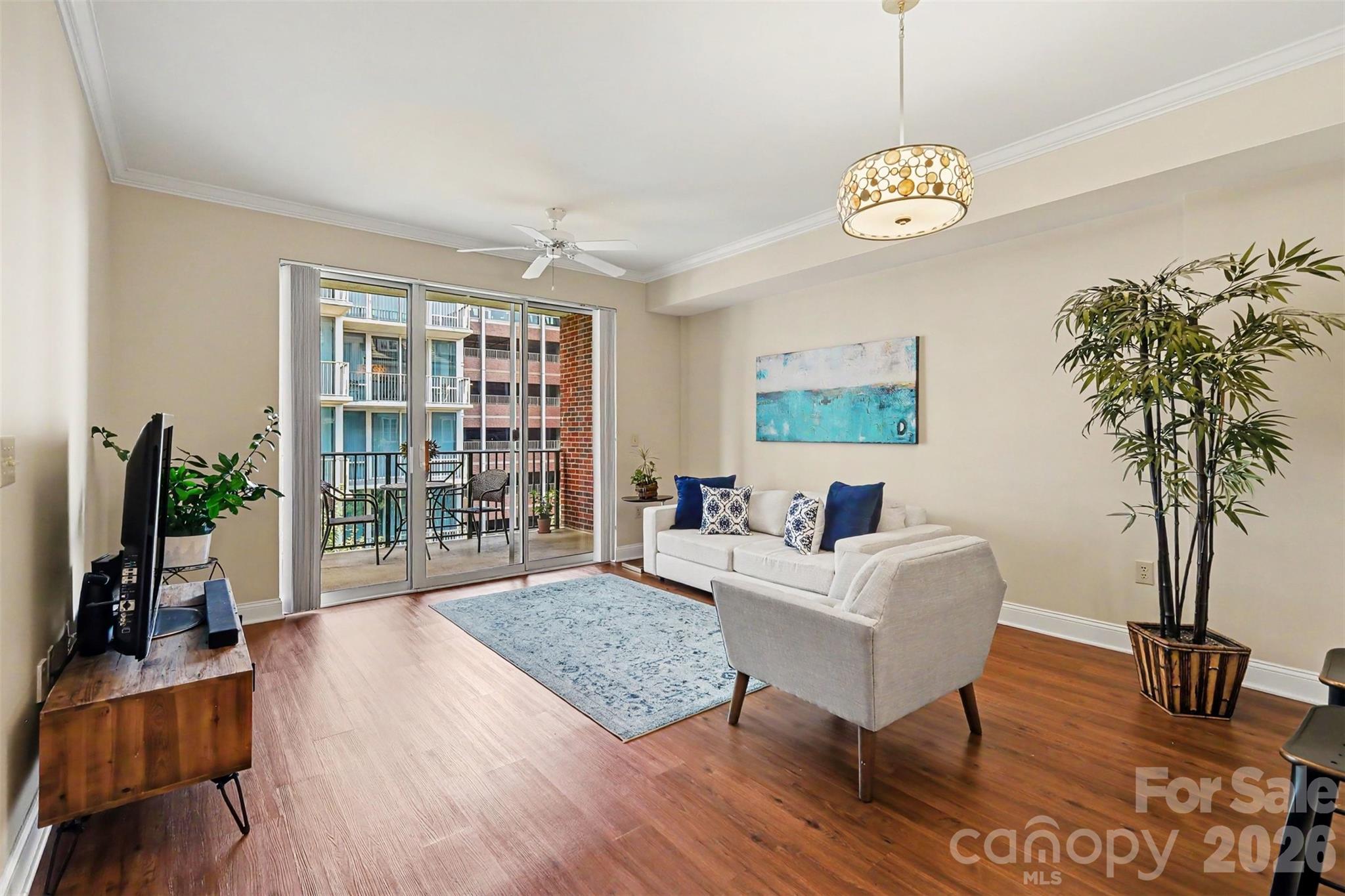 300 W 5th Street 535