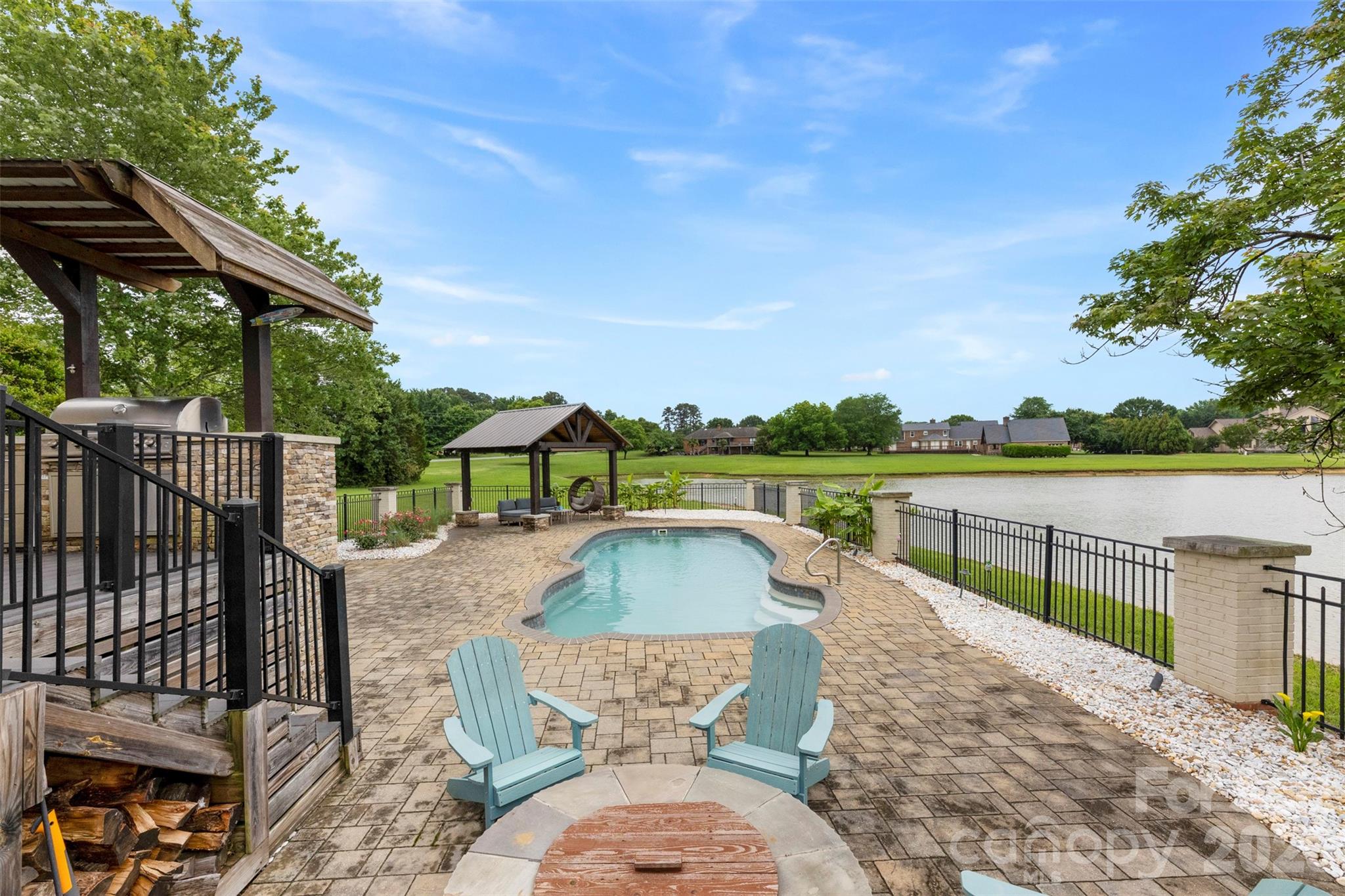 Silver Lakes - Residential