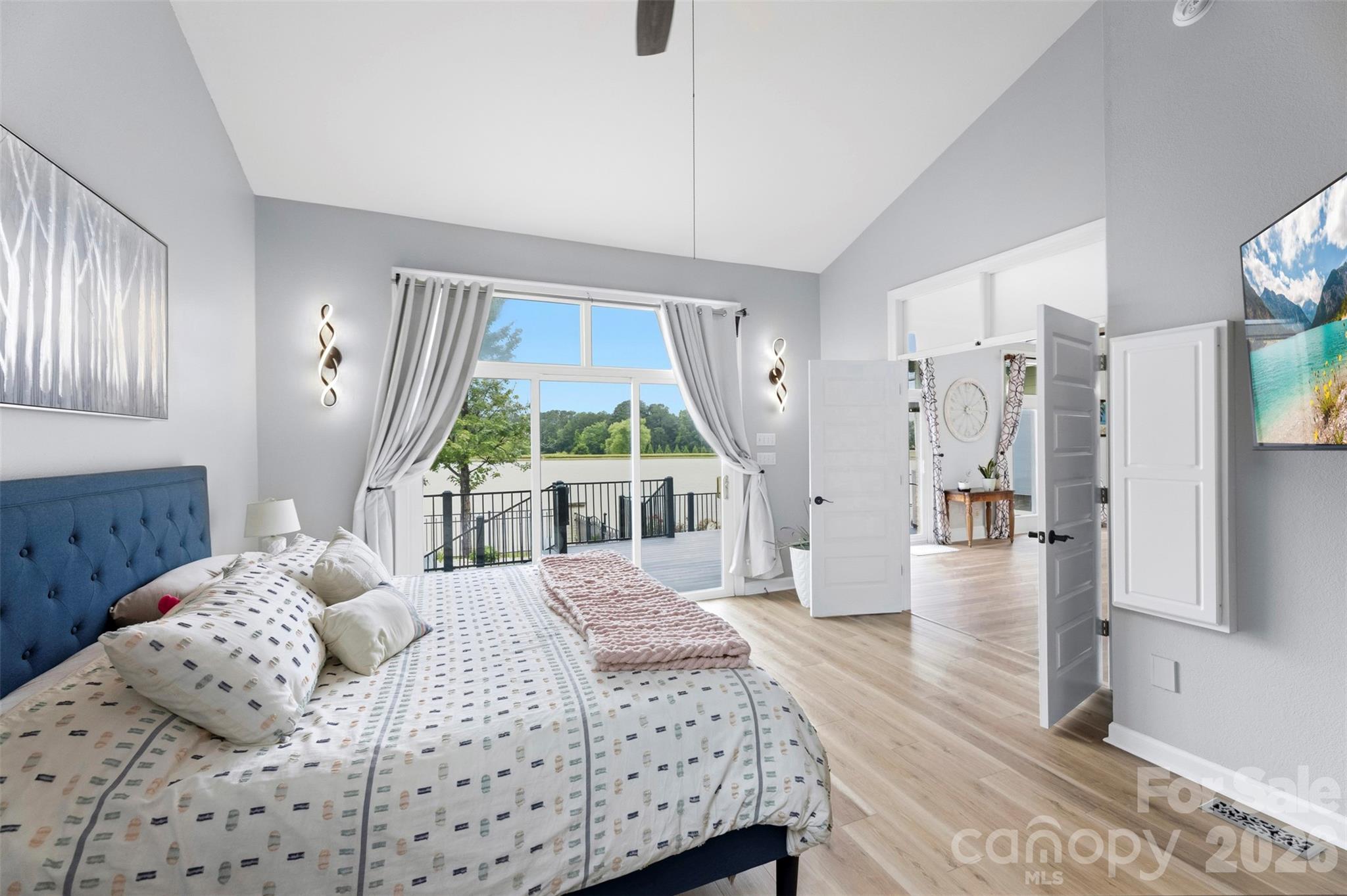 Silver Lakes - Residential